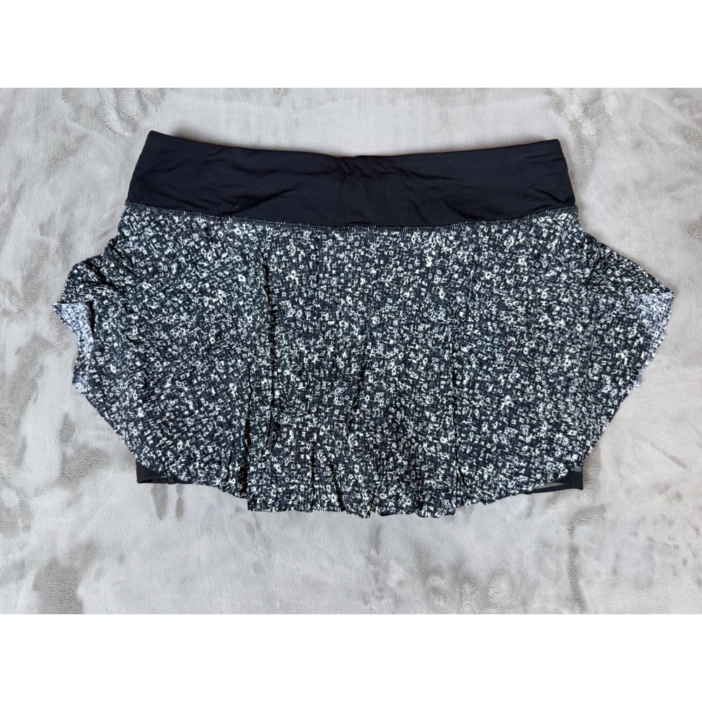 Lululemon Skirt Black White Floral Athletic Tennis Skort Size 4